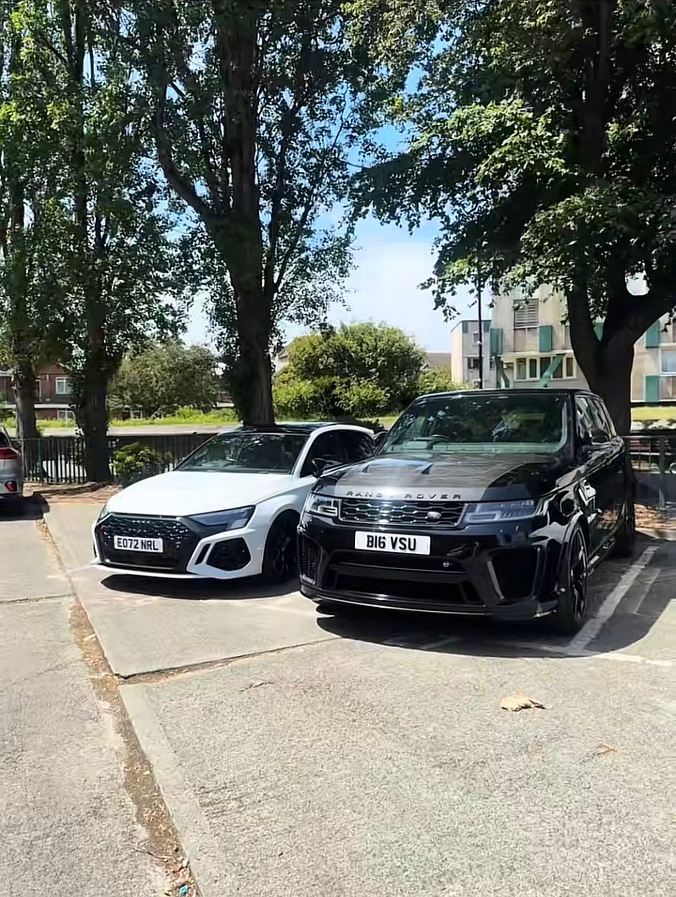 Range Rover Sport SVR — Black available to hire in London